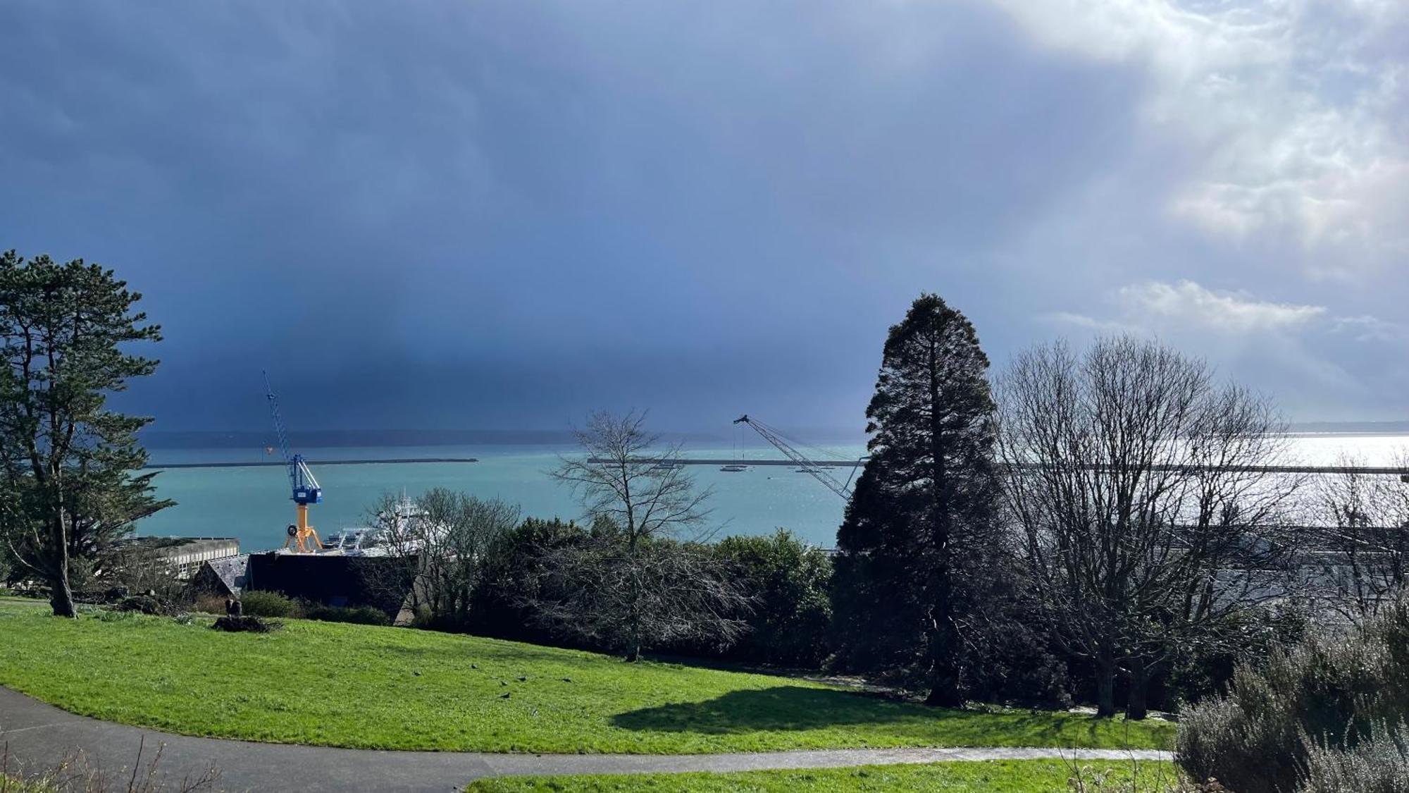 Brest And Breakfast Vue Mer المظهر الخارجي الصورة
