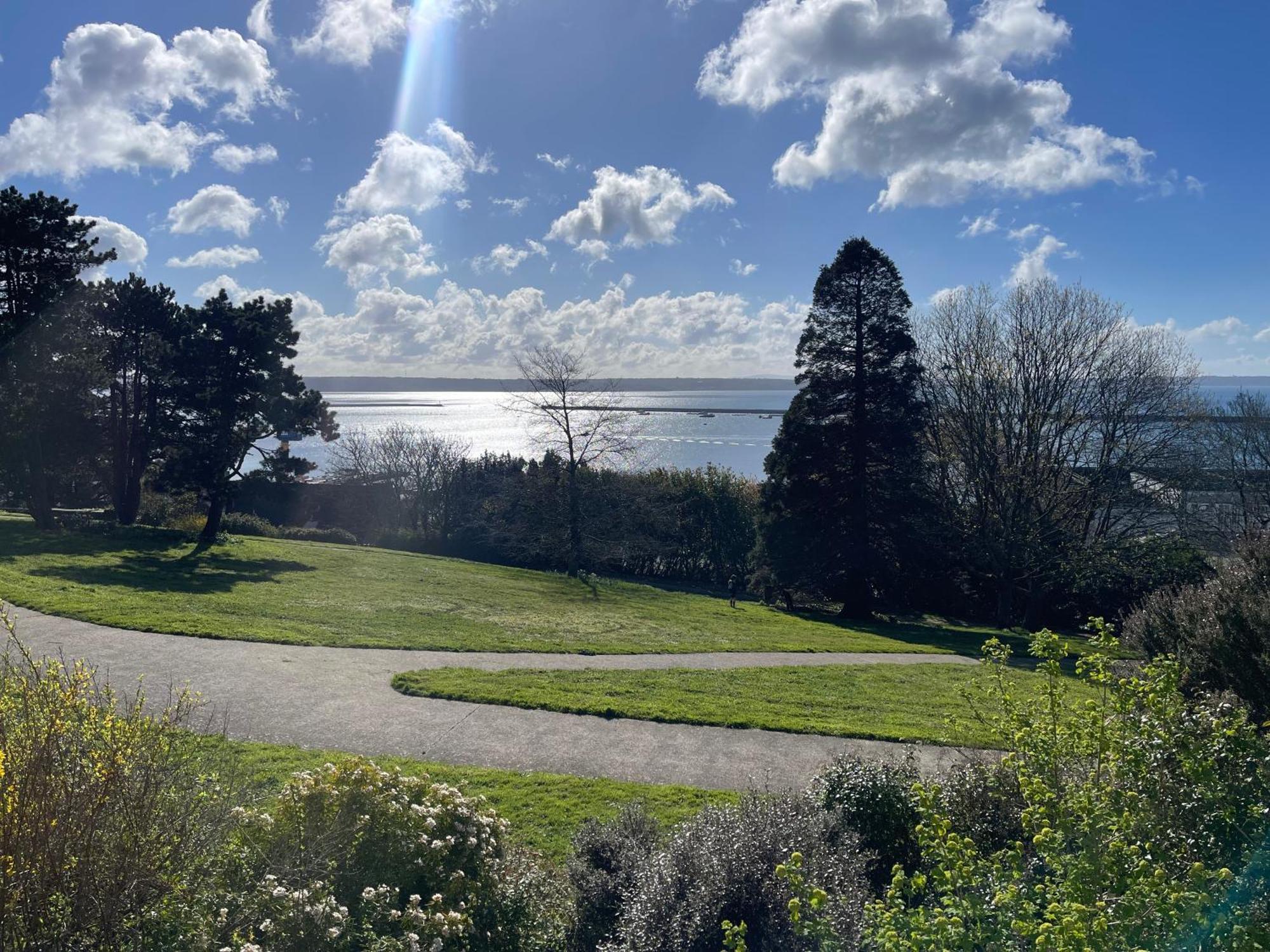 Brest And Breakfast Vue Mer المظهر الخارجي الصورة